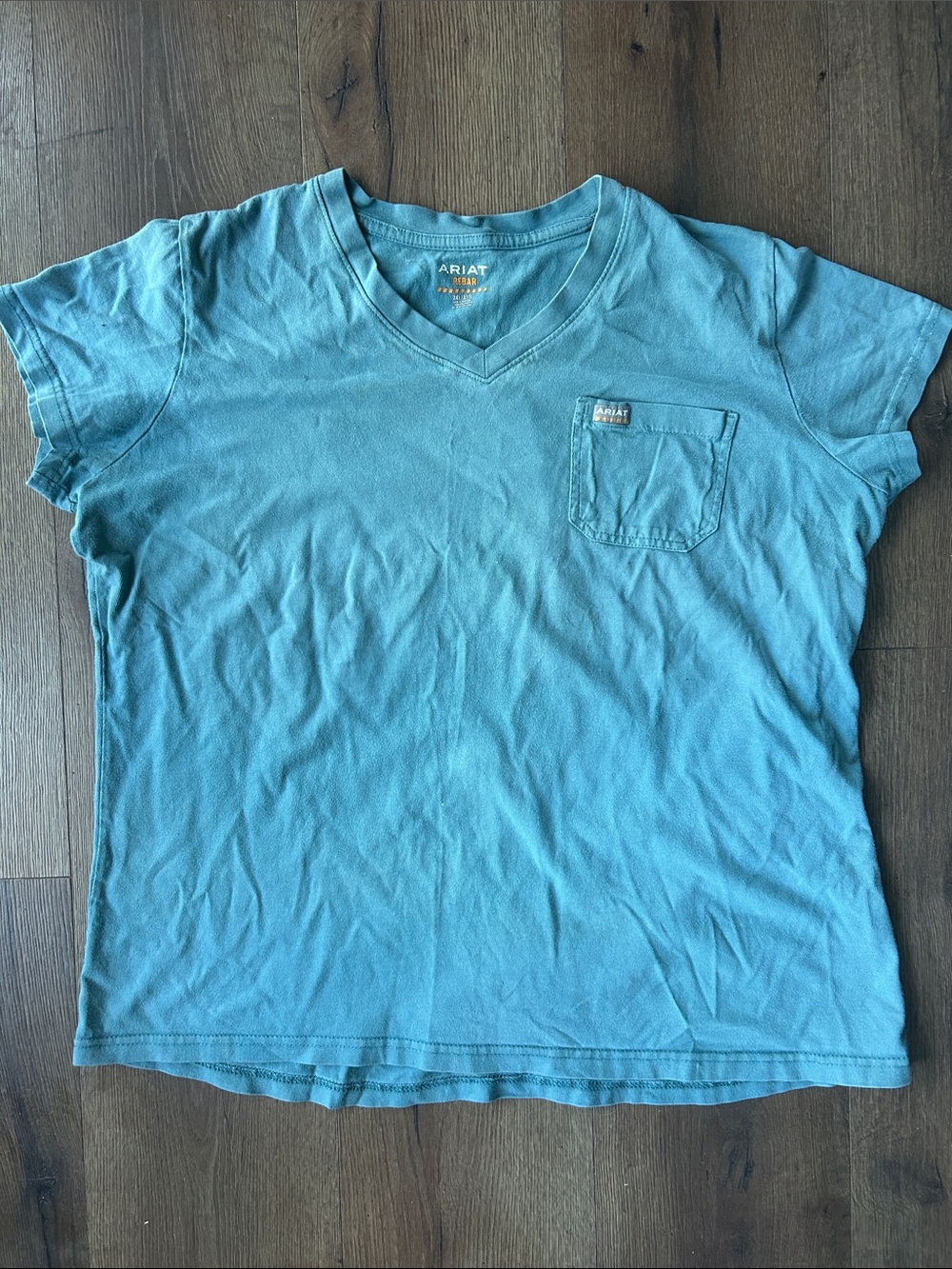 Ariat Girls Teal V-Neck Pocket Tee !! XXL